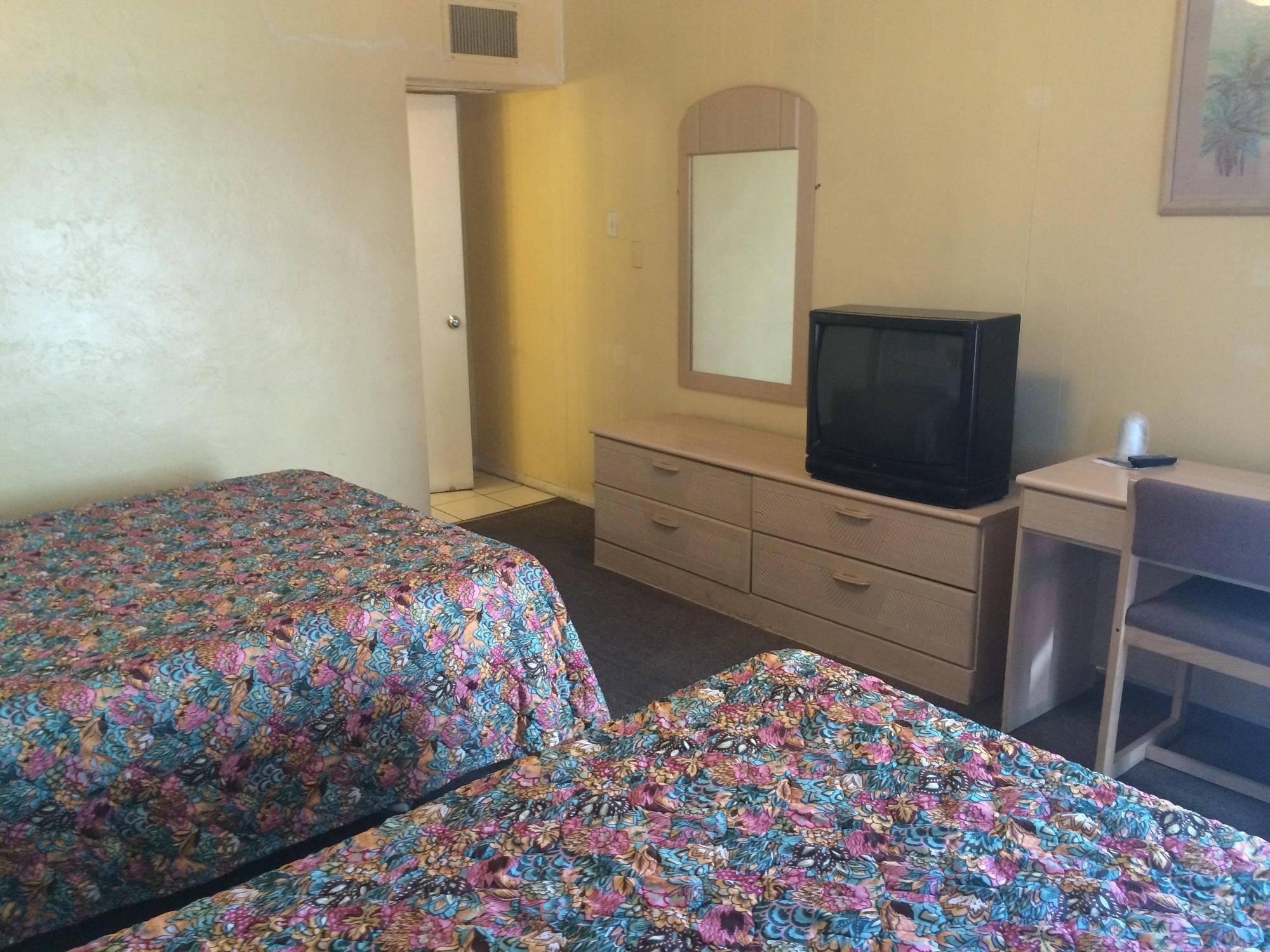 Oyo Gateway Motel Las Vegas North Strip/Fremont St. Area Exterior photo